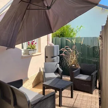 Agreable Maison Avec Jolie Terrasse Exterieure Champigneulles Exterior photo