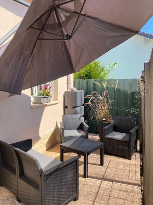 Apartment Agreable Maison Avec Jolie Terrasse Exterieure *